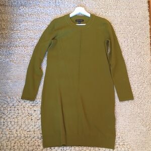 Banana Republic Long Sleeve Green Sweater Dress